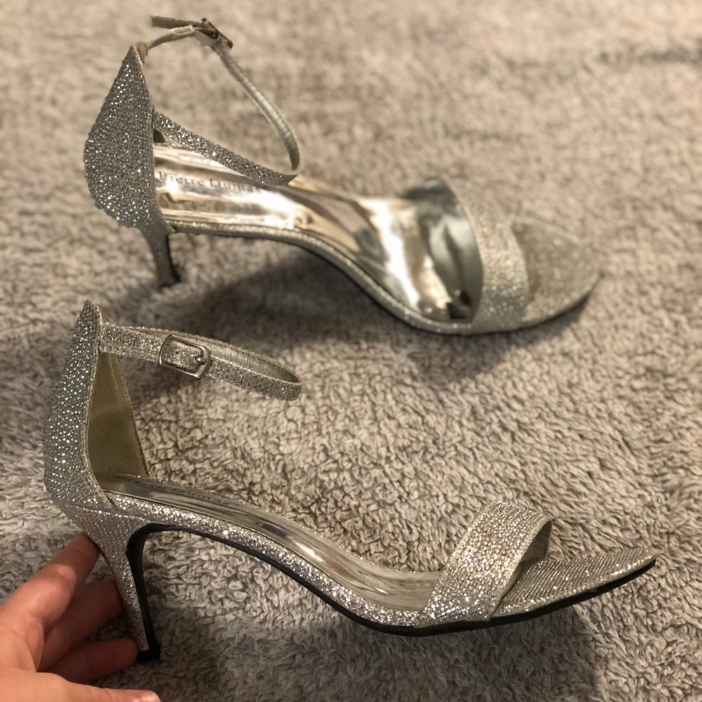 Pierre Dumas 3 inch high heels